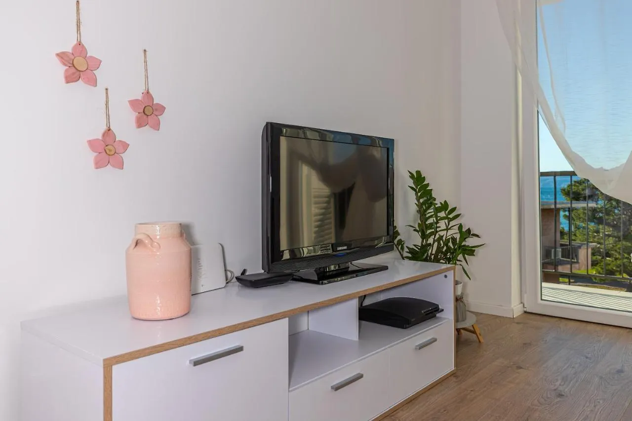 Apartment Vivien Crikvenica 0*,  Croatia