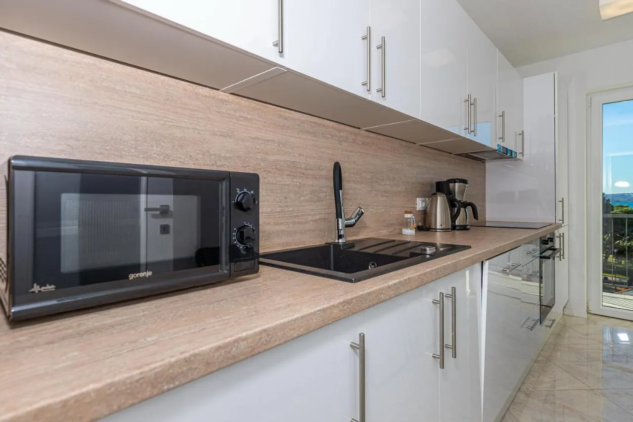 Apartment Vivien Crikvenica 0*,  Croatia