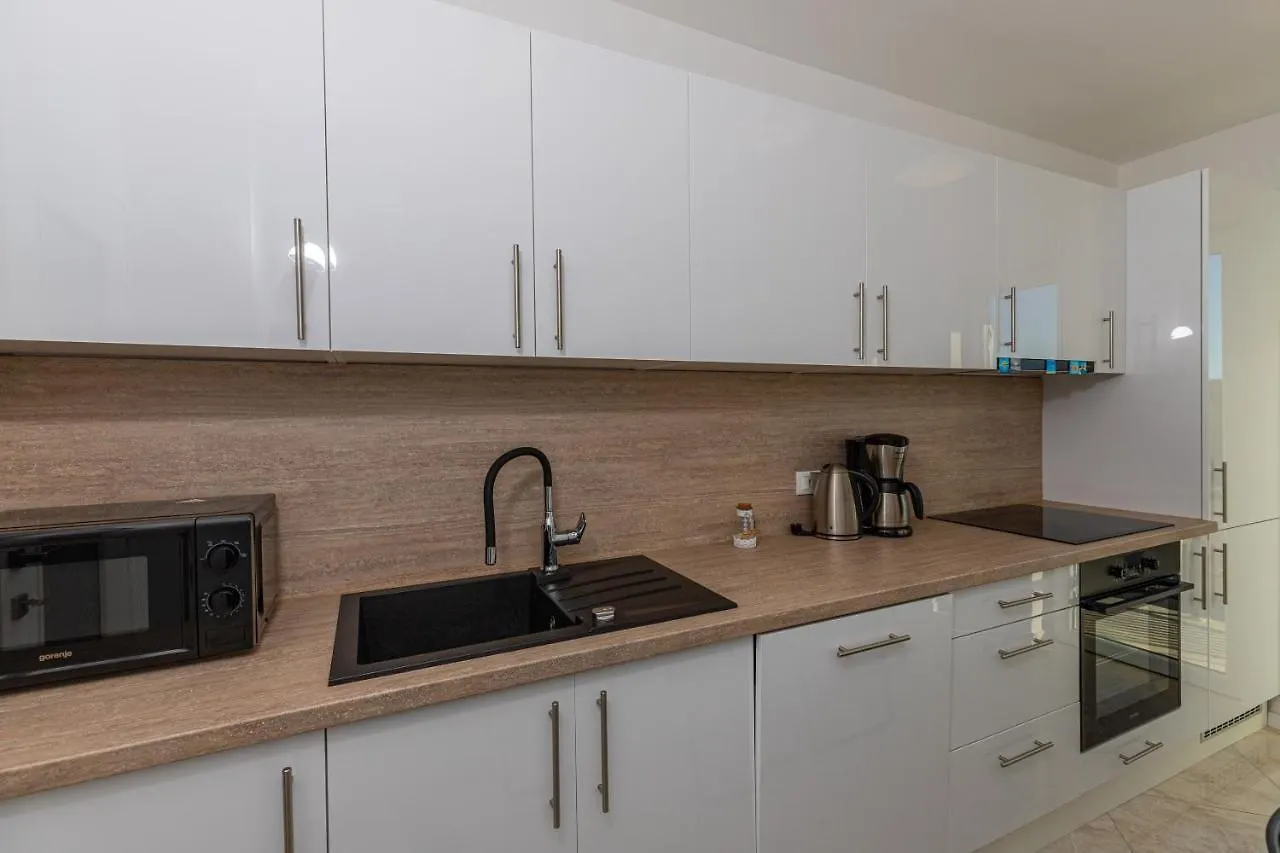Apartment Vivien Crikvenica